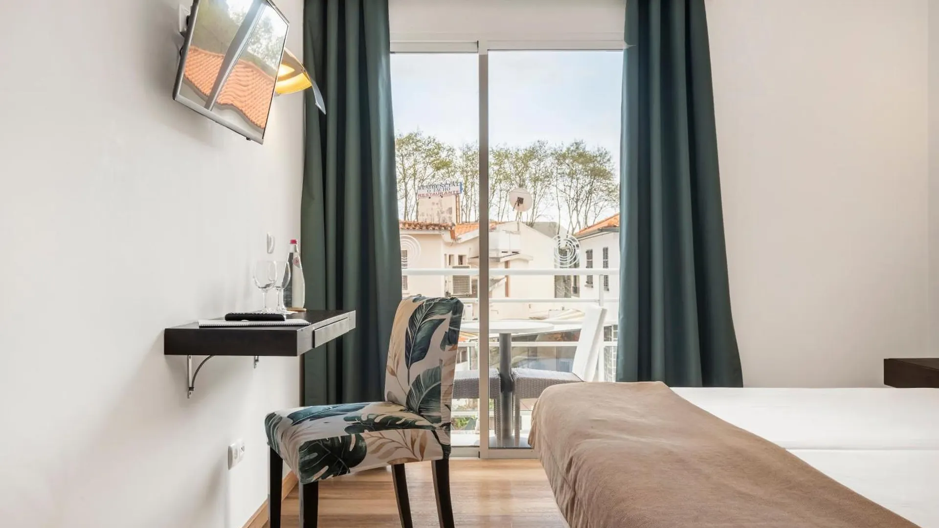 White Waters Hotel Machico