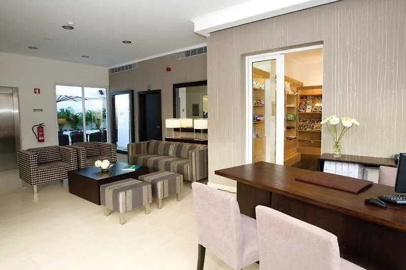 White Waters Hotel Machico   Machico (Madeira)