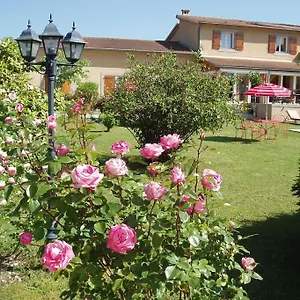 https://la-berrias-et-casteljau.hotels-rhonealpes.com