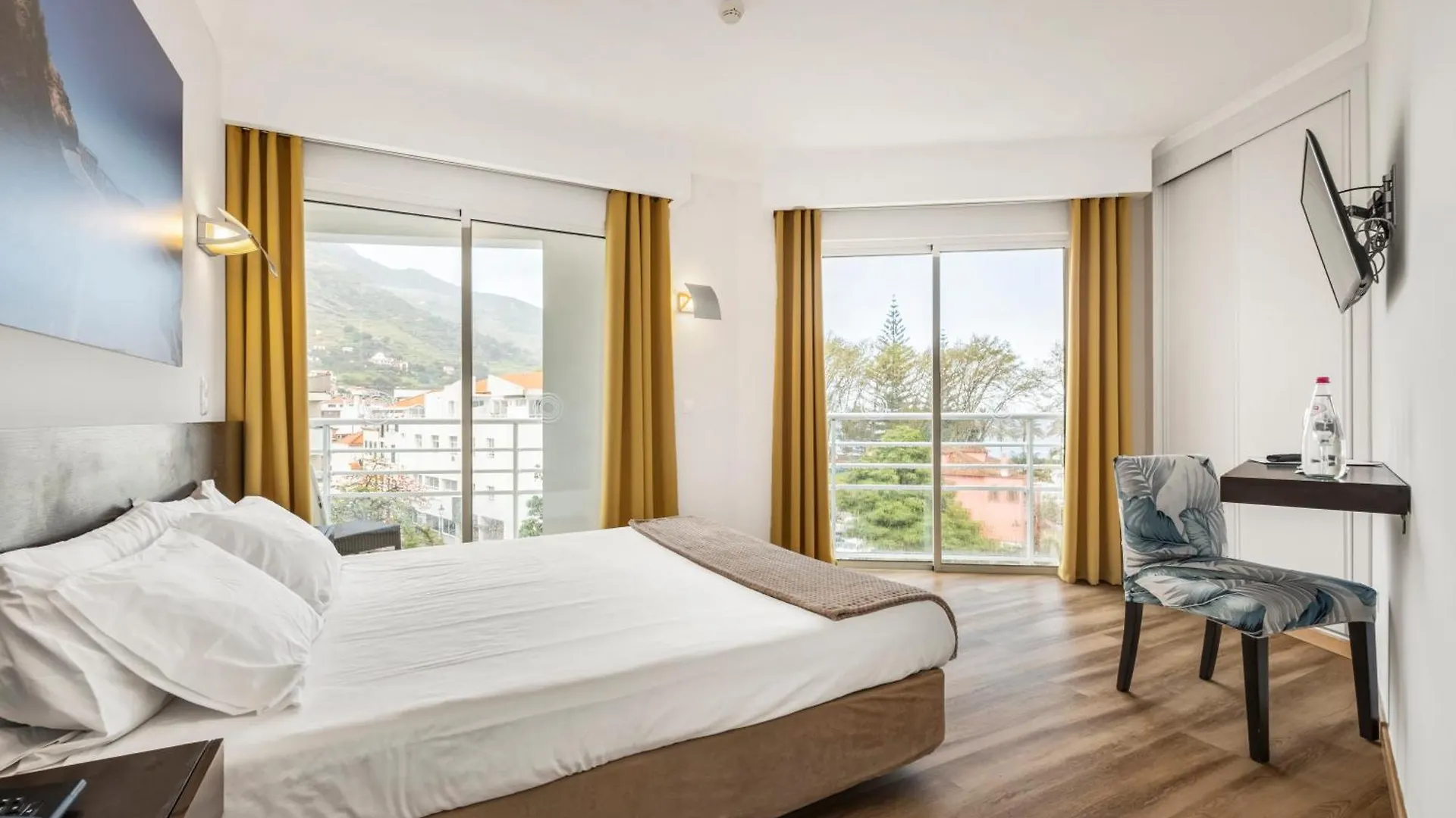 ***  White Waters Hotel Machico  Portugalsko
